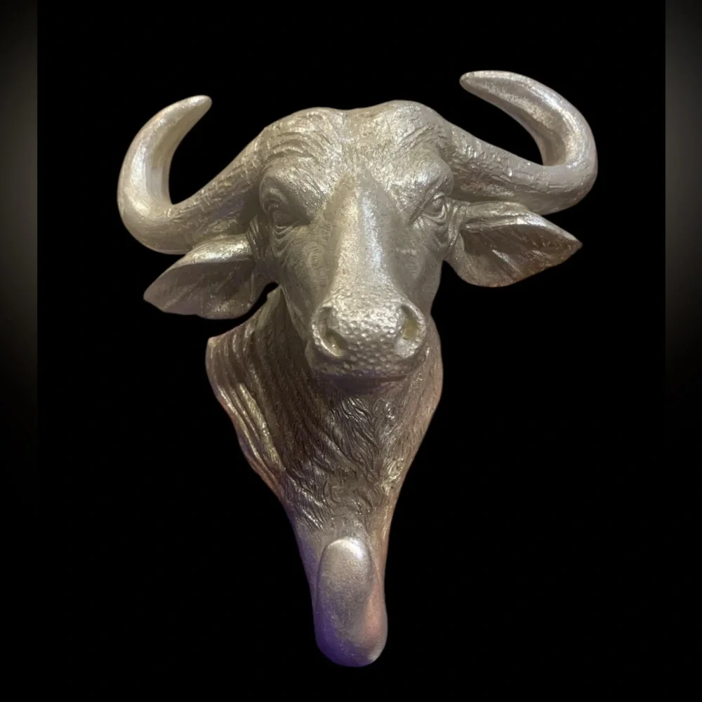 Buffalo Head Detailed Wall Hook Coat Hat Key Hanger In Brushed Silver Finish